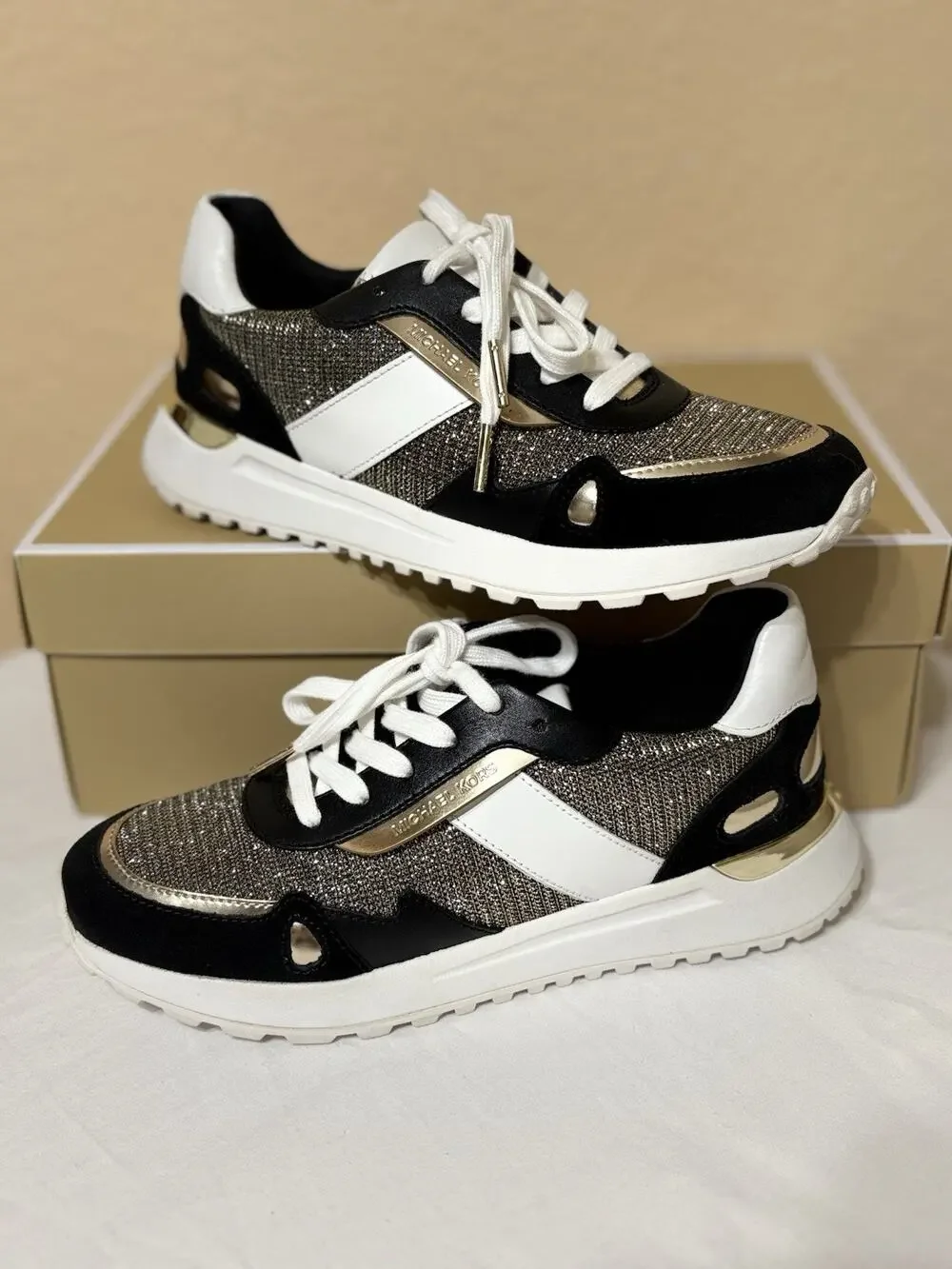 Michael Kors Womens Monroe Trainer Glitter Chain Mesh Sneakers Size US 6 M New